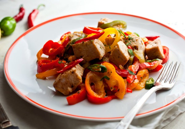Swordfish with sweet and hot peppers