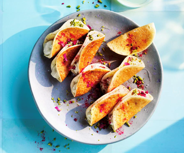 Syrian filled pancakes with pistachio cream