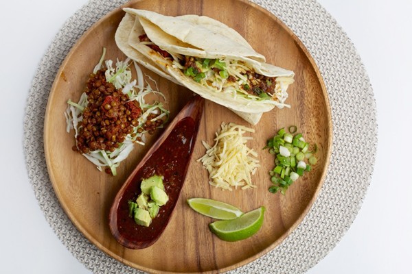 Tacos with spicy, smoky lentils