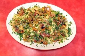 Tagliatelle in chestnut and pancetta sauce