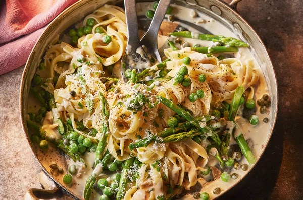 Tagliatelle with asparagus, peas, shallots & capers