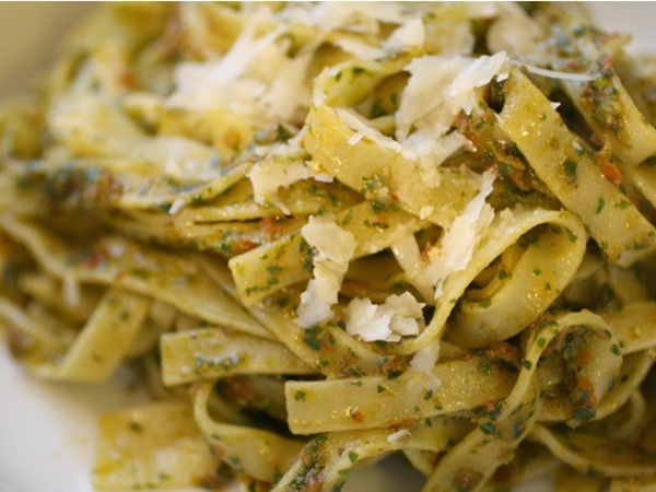 Tagliatelle with red Provençal pistou