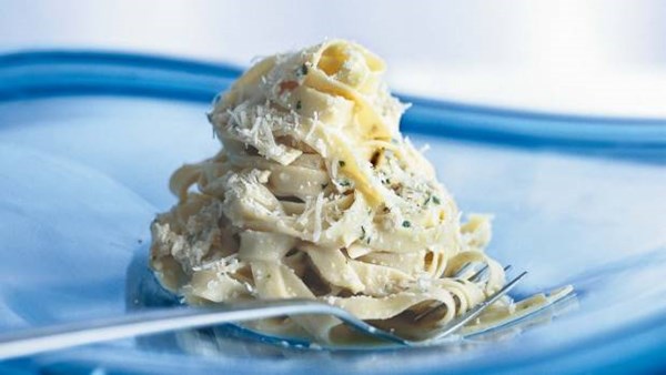 Tagliatelle with walnut sauce