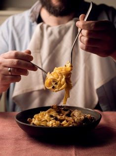Tagliatelle with wild mushrooms and garlic sauce
