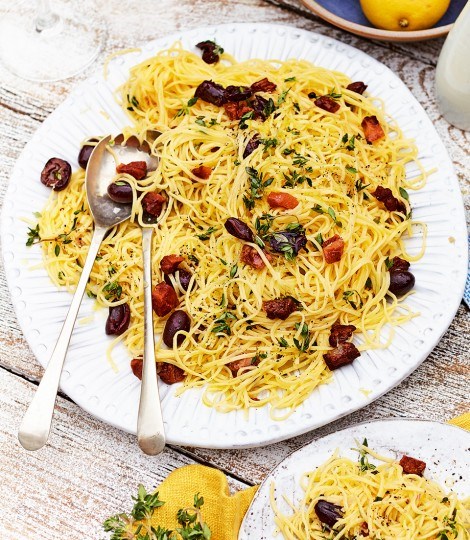 Tagliolini with lemon, pepper and guanciale