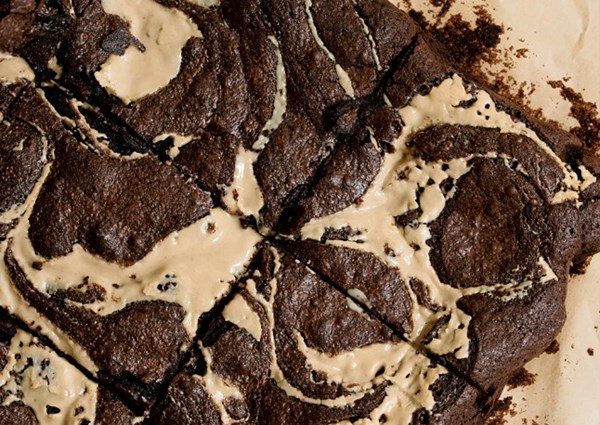 Tahini and halva brownies