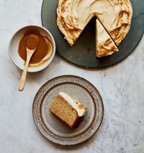 Tahini cake with coffee caramel