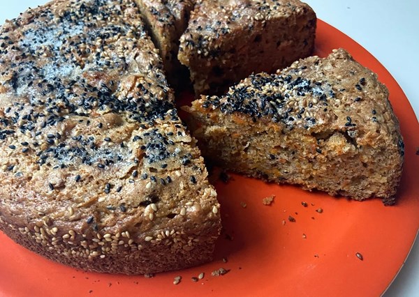 Tahini carrot cake