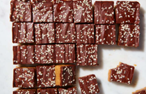 Tahini chocolate bars