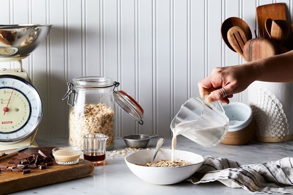 Tahini-chocolate chunk overnight oats