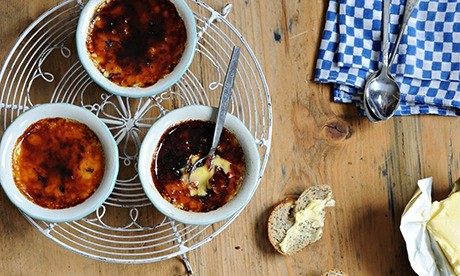 Tahitian vanilla and blackcurrant creme brulee