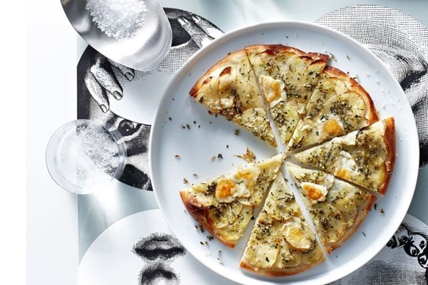 Taleggio & thyme pizza
