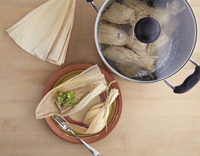 Tamales with yellow mole sauce (Tamales de mole amarillo)