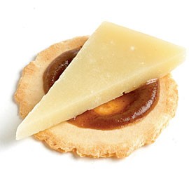 Tamarind date chutney