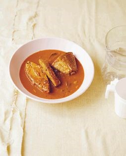 Tamarind fish curry (Meen kulambu)