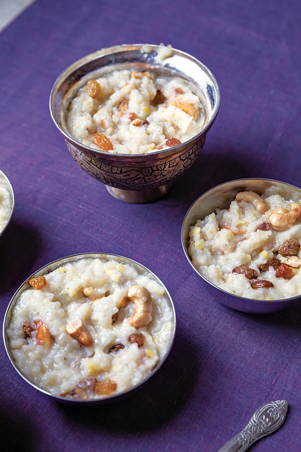 Tamil-style sweet rice pudding (Sakkarai pongal)