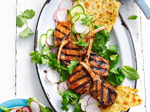 Tandoori lamb cutlets with spring onion roti