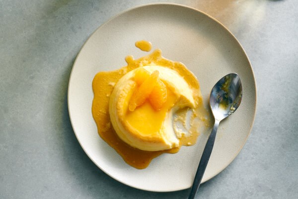 Tangerine flan