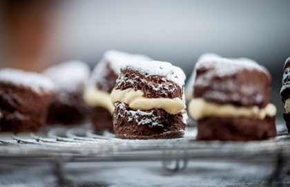 Tangerine fool with chocolate scones