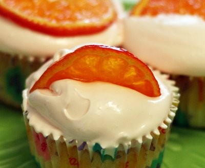 Tangerine frosting with candied tangerine slices
