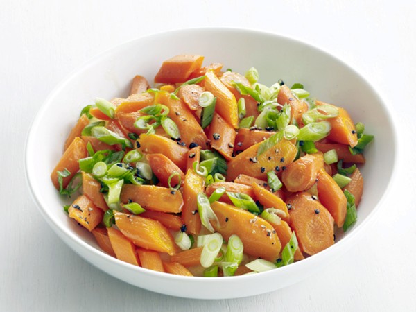 Tangerine-glazed carrots