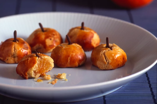 Tangerine pies ("Kuey tarts")