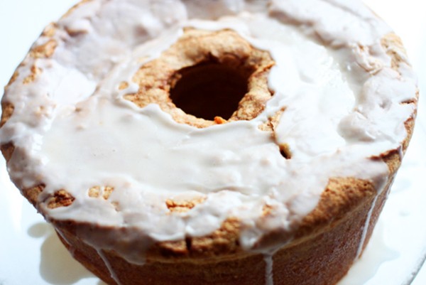 Tangerine sour cream pound cake
