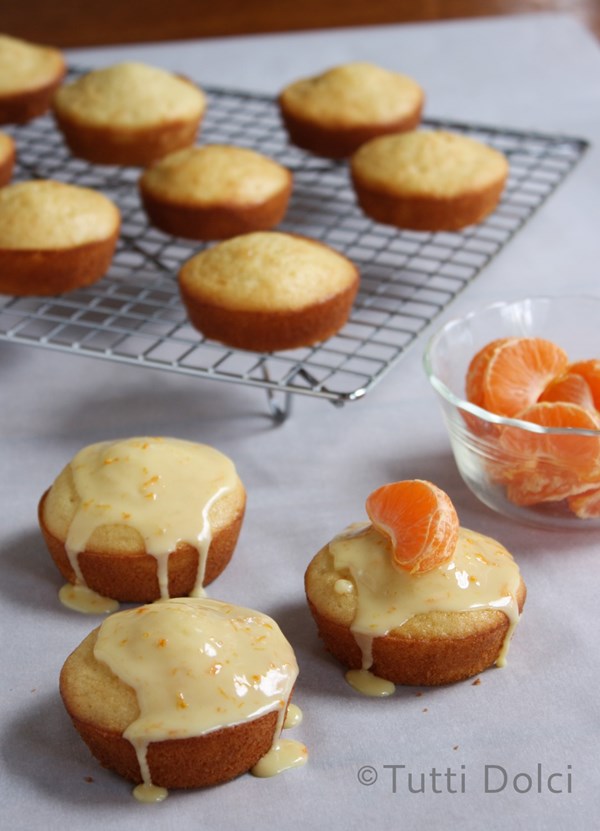 Tangerine-vanilla tea cakes