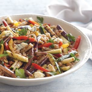 Tangy summer vegetable salad with bulgur