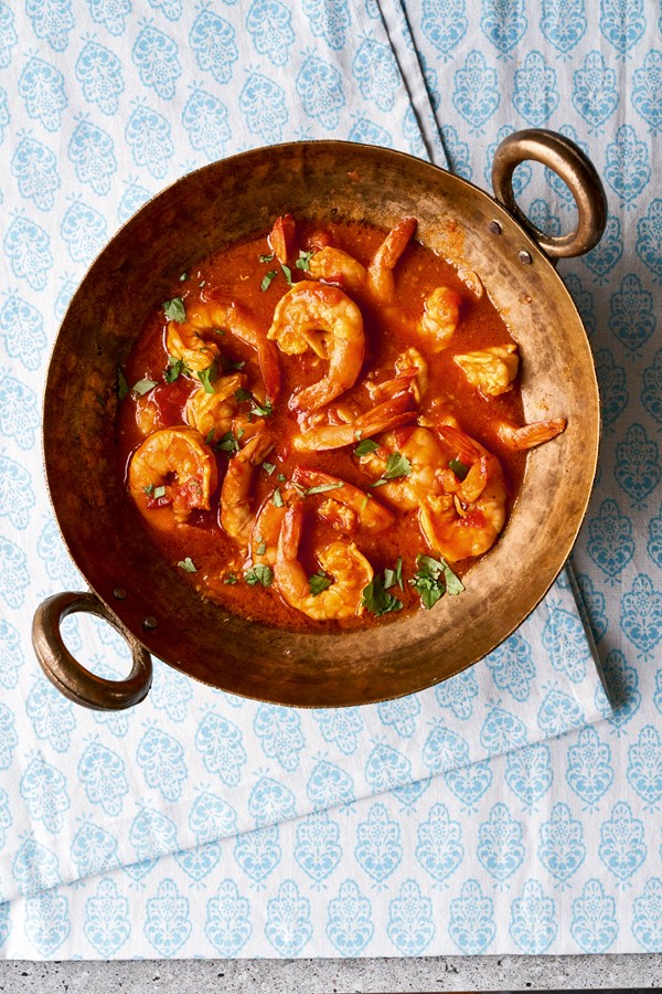 Tangy tomato prawns