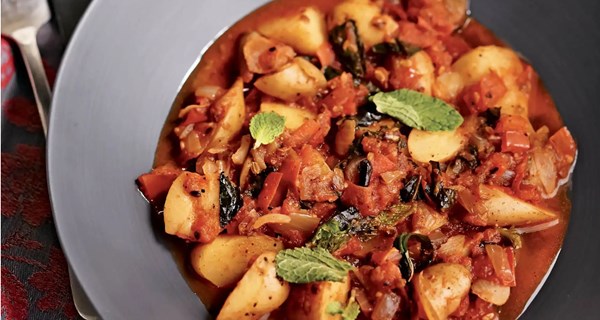 Tanto's tomato-potato curry