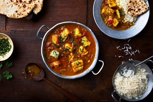 Tanzanian coconut fish curry (Mchuzi wa samaki)