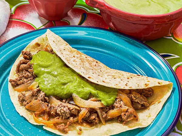 Taquero-style guacamole
