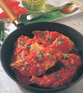 Tarragon and tomato chicken casserole