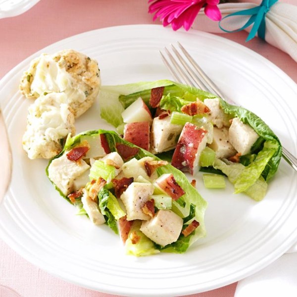 Tarragon chicken & romaine salad