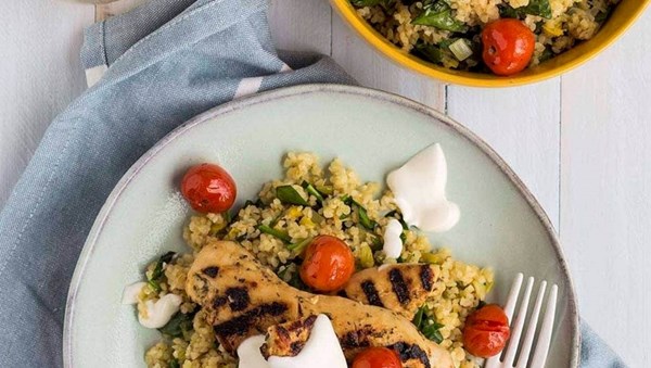 Tarragon chicken with lemon, spinach and leek bulgur