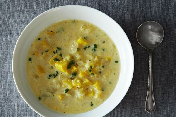 Tarragon lemon summer squash soup
