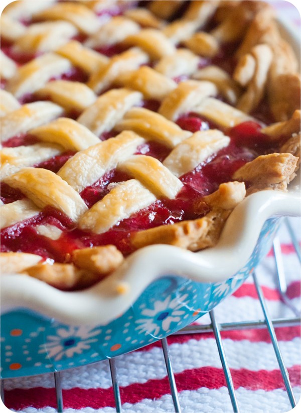 Tart cherry pie