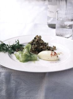 Tartare of mackerel with pickled cucumber