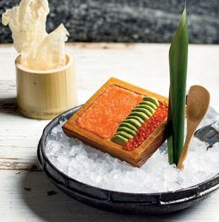Tartare of salmon, avocado and caviar