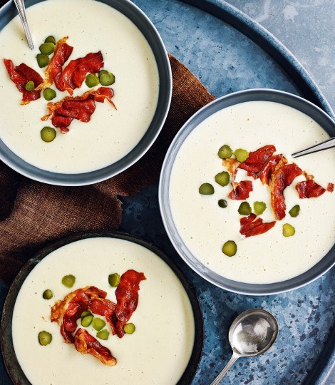 Tartiflette soup with ham crisps