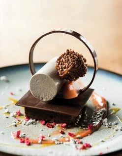 Tastes & textures of chocolate