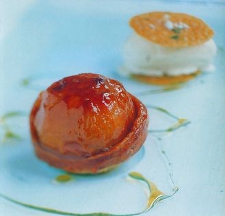 Tatin of pear with Roquefort and pickled walnut ice cream
