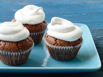 Tea cakes with Earl Grey icing