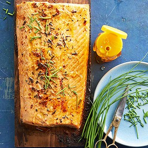 Tea-marinated salmon