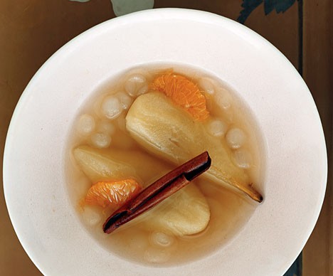 Tea-poached pears with tapioca pearls and satsumas
