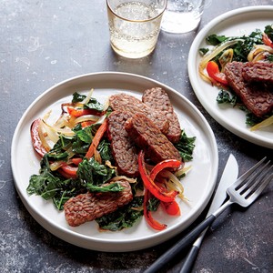 Tempeh with charred peppers and kale