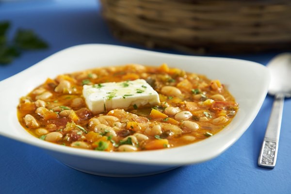 Template for a classic Greek bean soup (Mia fasolada, polles ekdohes)