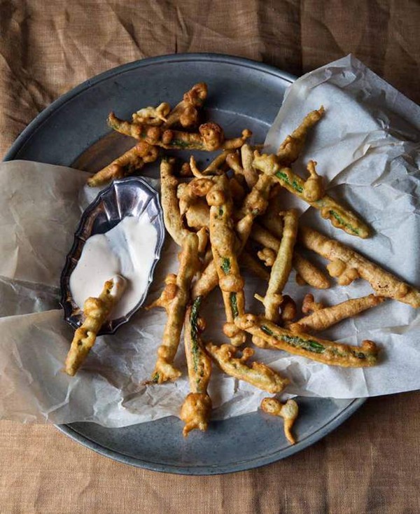 Tempura green beans with tomato seed aioli