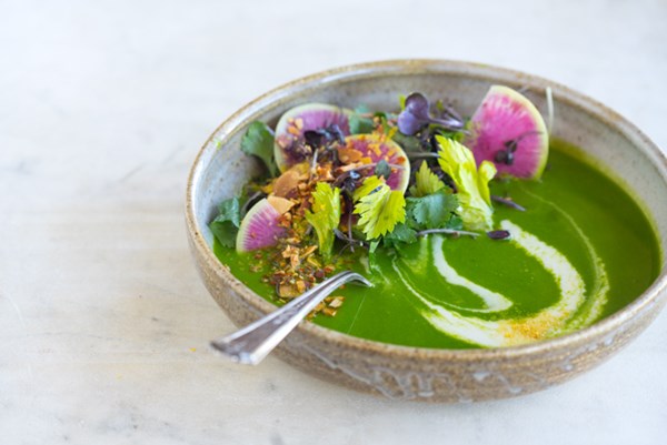 Ten ingredient alkalizing green soup